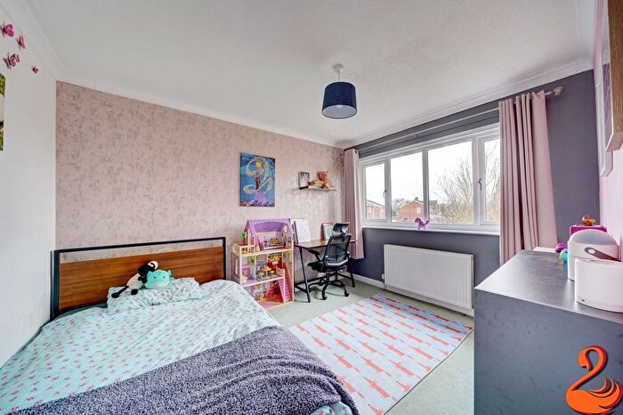 4 Bedroom Detached House For Sale In Main Street, Offenham, WR11