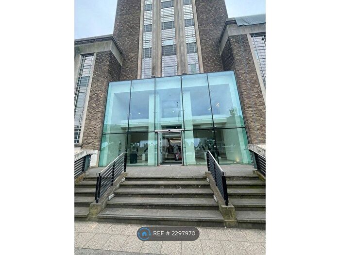 Studio To Rent In Wallis House, Brentford, TW8