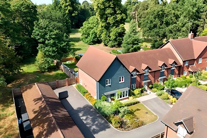 3 Bedroom Semi Detached House For Sale In Parklands, Besselsleigh, Abingdon, OX13