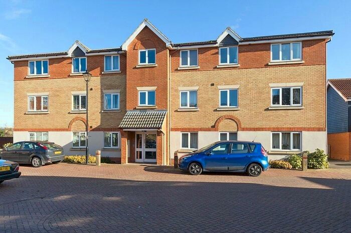 2 Bedroom Penthouse To Rent In Bismuth Drive, Sittingbourne, Kent, ME10