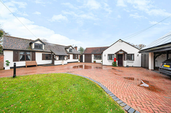 5 Bedroom Bungalow For Sale In Gransmore Green, Felsted, Dunmow, Essex, CM6