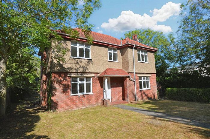 4 Bedroom Detached House For Sale In Mill Road, Cromer, NR27
