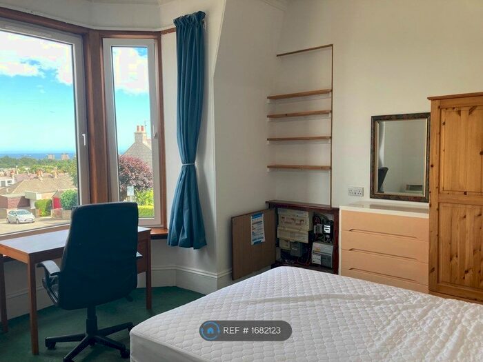 4 Bedroom Flat To Rent In Clifton Road, Aberdeen, AB24