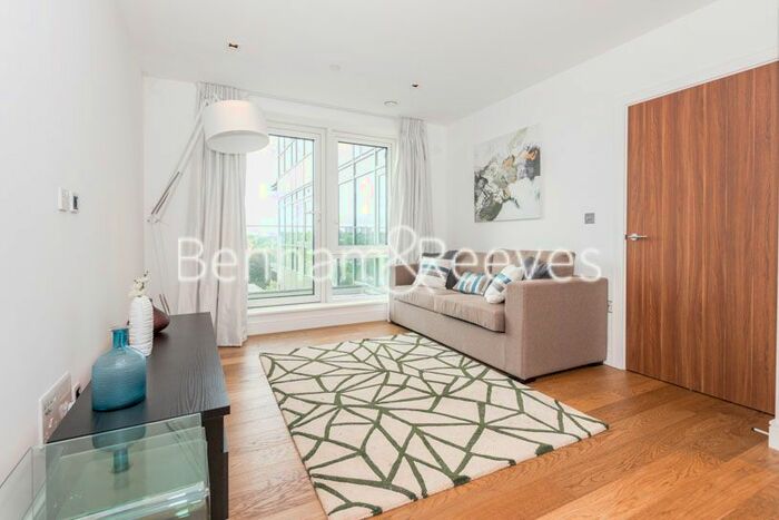 2 Bedroom Flat To Rent In Longfield Avenue, Ealing, W5