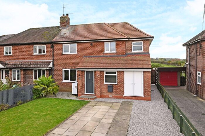 3 Bedroom Semi-Detached House For Sale In Vicarage Lane, Naburn, York, YO19
