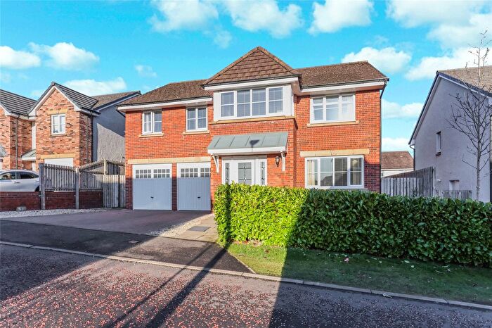 5 Bedroom Detached House For Sale In Pirn Court, Strathaven, South Lanarkshire, ML10