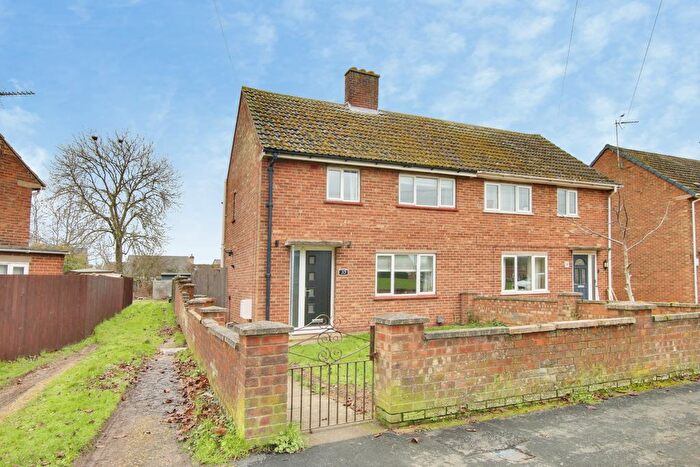 3 Bedroom Semi Detached House For Sale In Eaton Estate, Wimblington, PE15