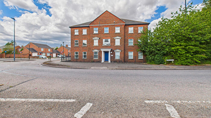 2 Bedroom Apartment For Sale In The Lodge, Woodmans Croft, HP19