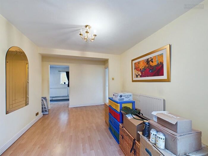 3 Bedroom Detached House For Sale In Hawthorn Bank, Spalding, PE11