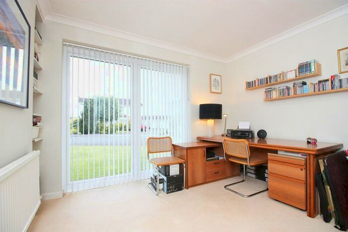 4 Bedroom Detached House For Sale In Penygroes, Groesfaen, Pontyclun, CF72