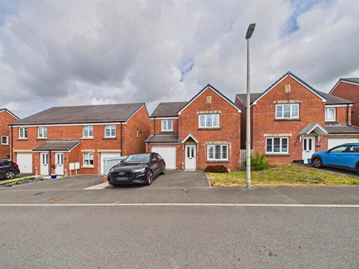 4 Bedroom Detached House For Sale In Heol Y Plas, Carway, Kidwelly, SA17
