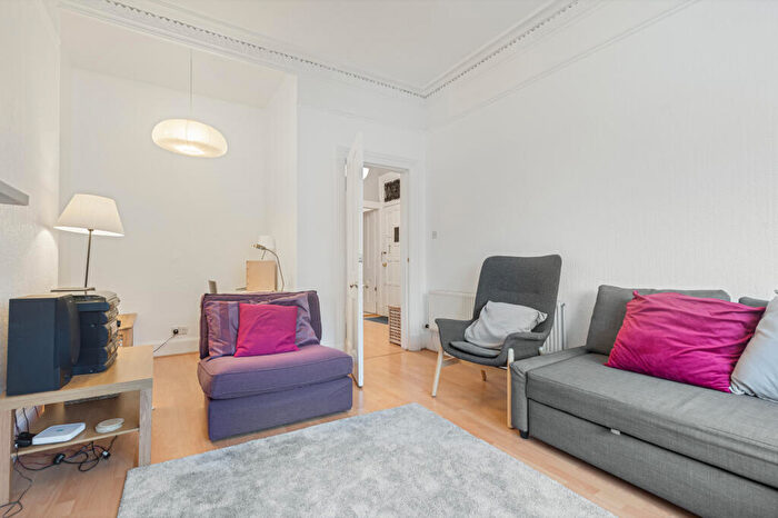 1 Bedroom Flat For Sale In / Hotspur Street, North Kelvinside, G20