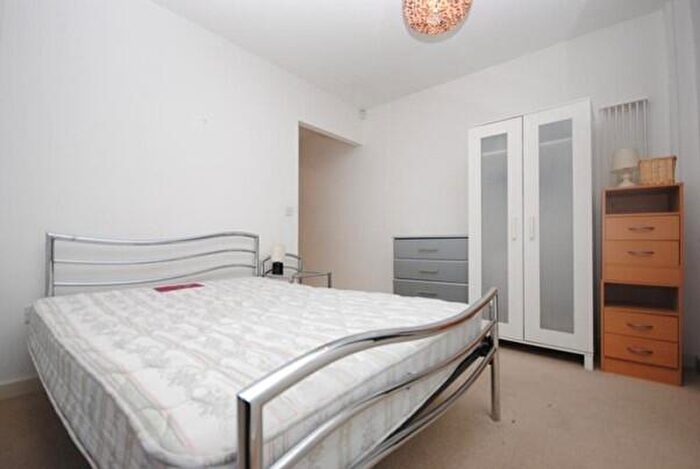 1 Bedroom Flat To Rent In Channelsea Road South London, E15