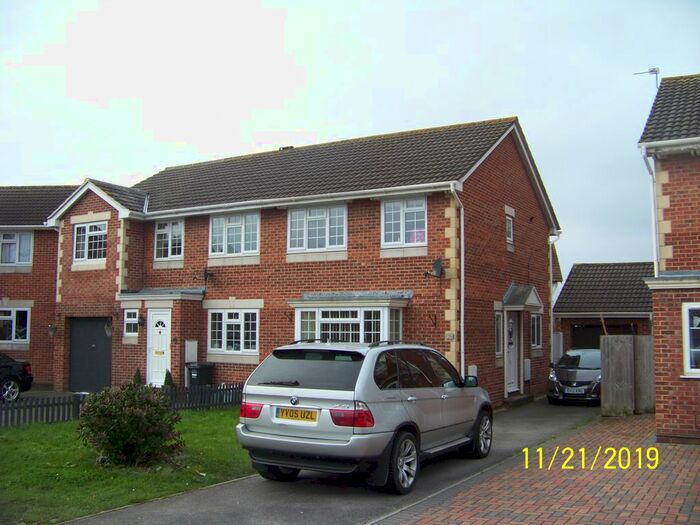 3 Bedroom Semi-Detached House To Rent In Sophia Gardens, Worle, Weston-Super-Mare, BS22