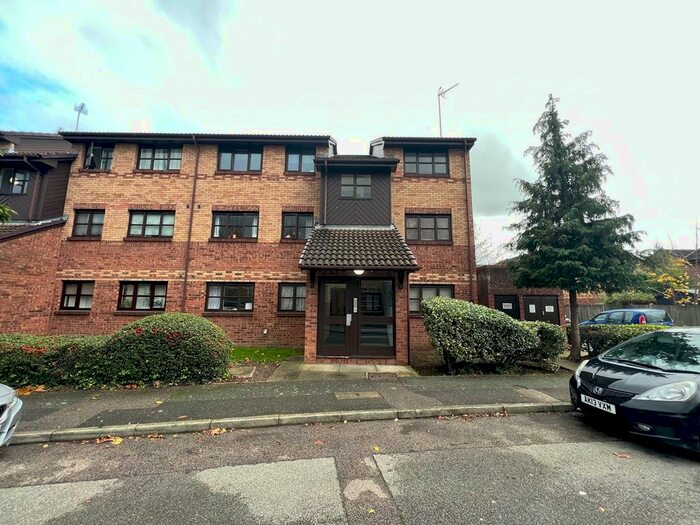 1 Bedroom Flat To Rent In Kenwyn Road, Dartford, DA1