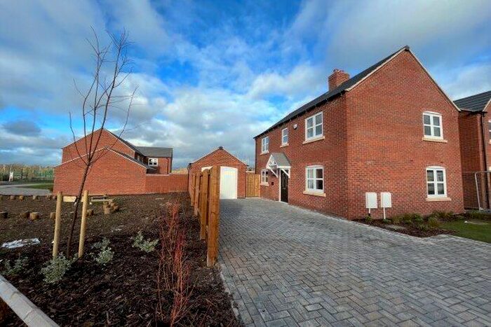 3 Bedroom Property To Rent In Reddie Close, Uttoxeter, ST14