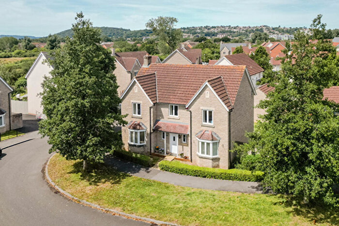 4 Bedroom Detached House For Sale In Fennel Road, Portishead, BS20