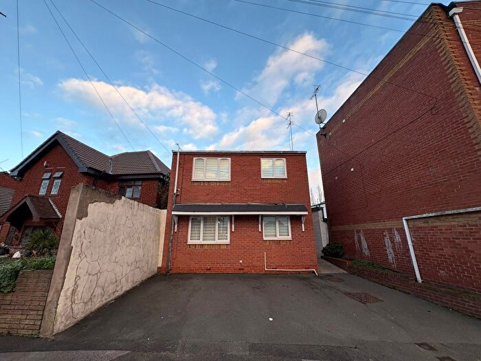 1 Bedroom Maisonette To Rent In King Edward Street, Wednesbury, WS10