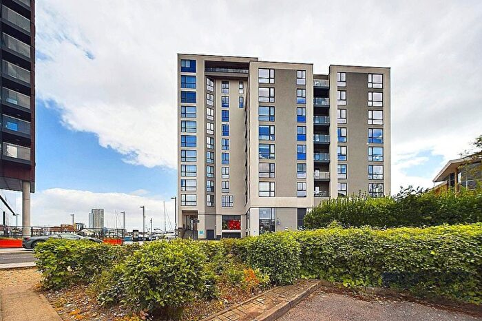 2 Bedroom Flat For Sale In Apartment, Alexandra Wharf, , Maritime Walk, Southampton, SO14