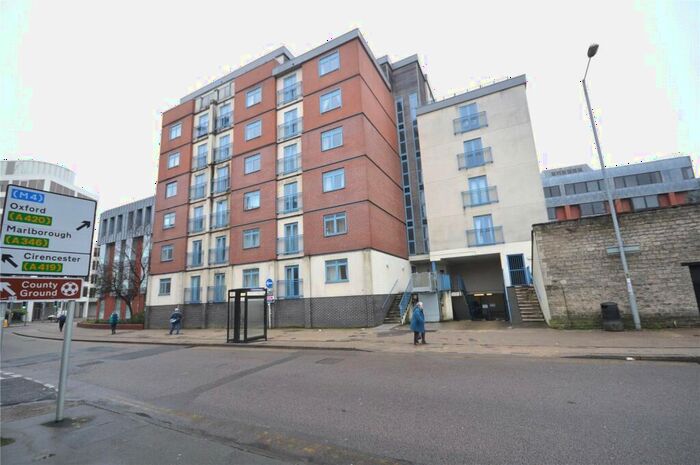 1 Bedroom Apartment To Rent In Wellington Street, Swindon, Wiltshire, SN1