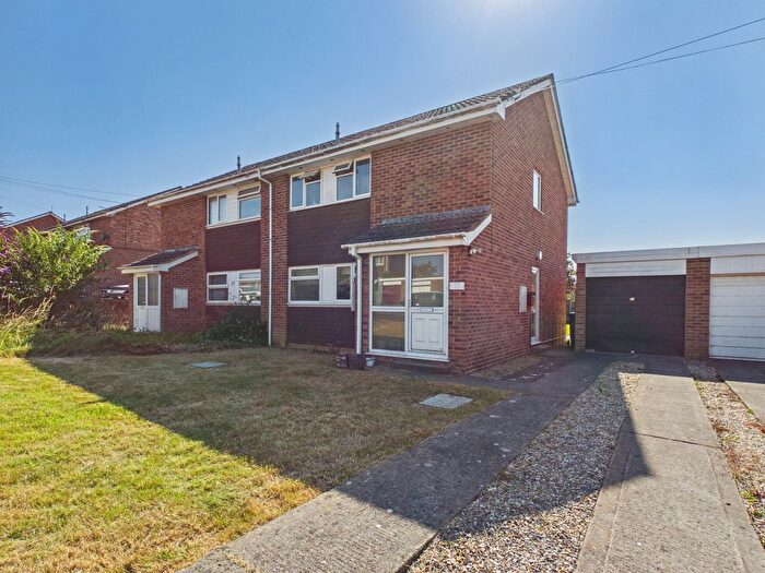 1 Bedroom Flat For Sale In Meadway, Bridgwater, TA7