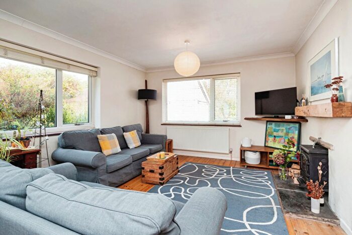 4 Bedroom Bungalow For Sale In Rectory Close, Etchingham Road, Burwash, Etchingham, TN19