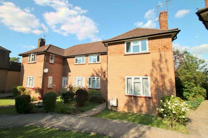 2 Bedroom Maisonette To Rent In Westways, Northwood, Middlesex, HA6