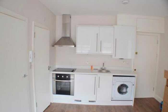 1 Bedroom Flat To Rent In Greyhound Hill, London, NW4