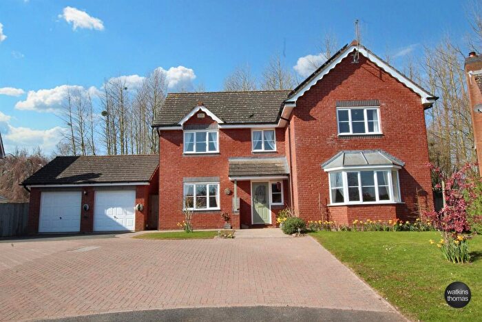 4 Bedroom Detached House For Sale In The Pippins, Old Clehonger, Hereford, HR2