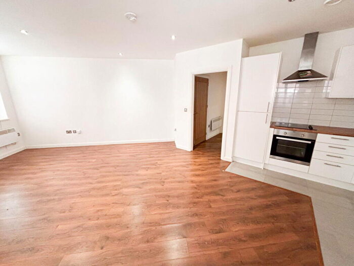 1 Bedroom Flat To Rent In Threadneedle House, Alcester Street, Redditch, B98