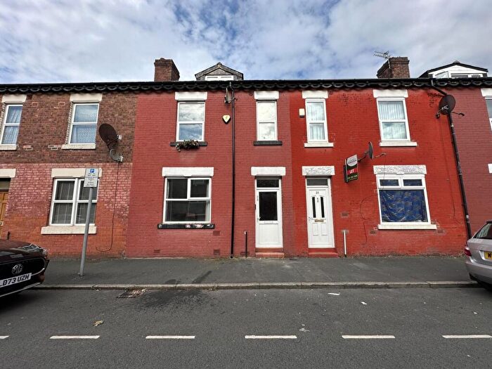 5 Bedroom Property To Rent In South Grove, Chorlton-on-Medlock, £pppw, M13