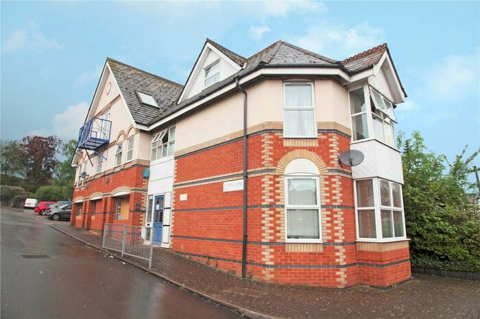 2 Bedroom Flat To Rent In Wilson Road, Reading, Berkshire, RG30