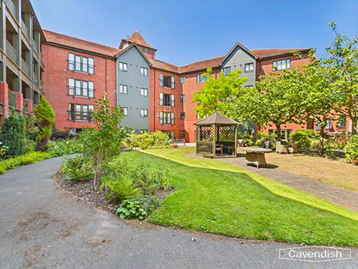 2 Bedroom Retirement Property For Sale In Bowling Green Court, Brook Street, Chester, CH1