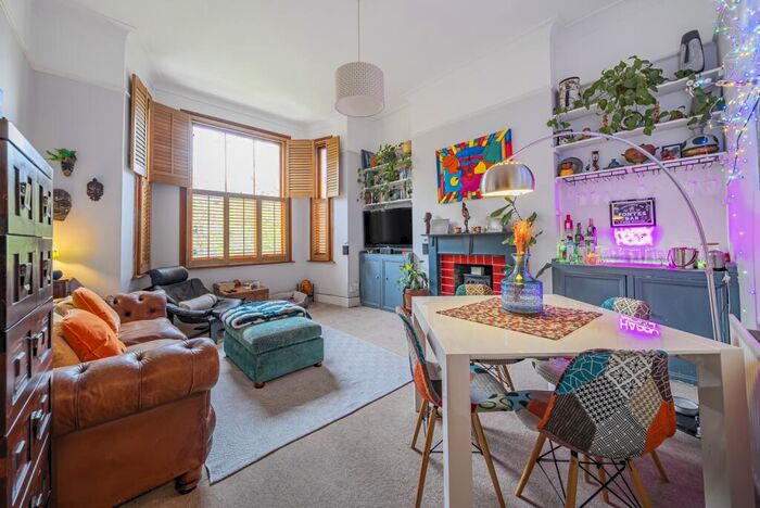 1 Bedroom Flat To Rent In Granville Park London, SE13