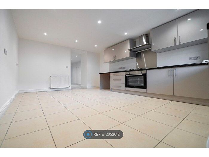 3 Bedroom Terraced House To Rent In Mottram Moor, Hyde, SK14