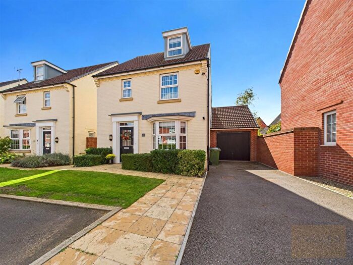 4 Bedroom Detached House For Sale In Saintbridge Road, Longford, Gloucester, GL2