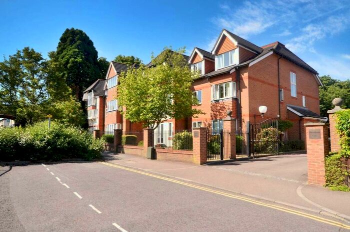 2 Bedroom Apartment To Rent In Burnham Gate, Stoke Road, Friary And St Nicolas, GU1