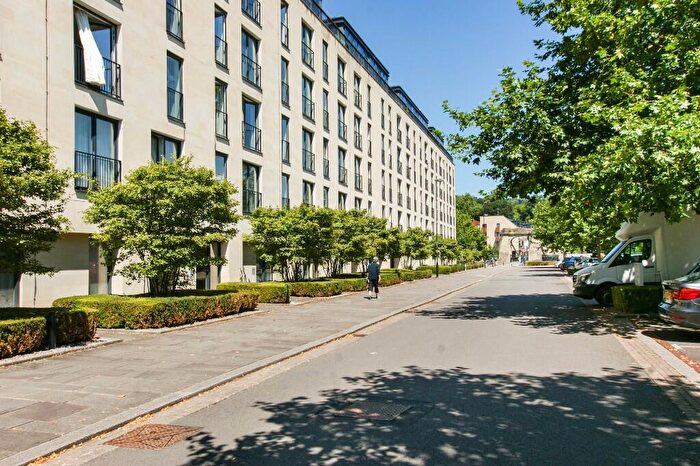 2 Bedroom Penthouse For Sale In Palladian, Victoria Bridge Road, Bath, BA2