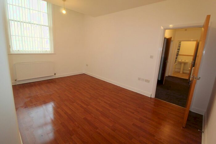 2 Bedroom Flat To Rent In Walton, Liverpool, Merseyside, L9