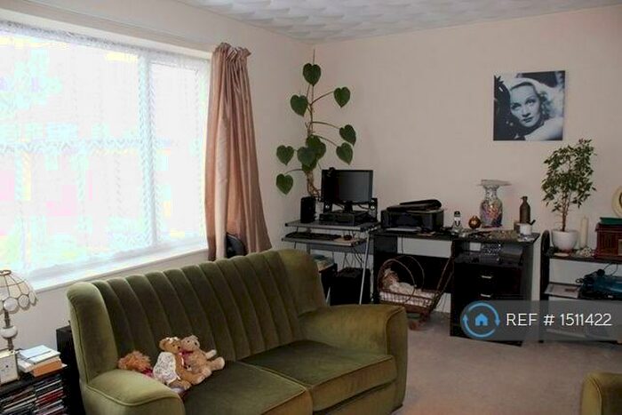 2 Bedroom Flat To Rent In Lilburne Avenue, Norwich, NR3