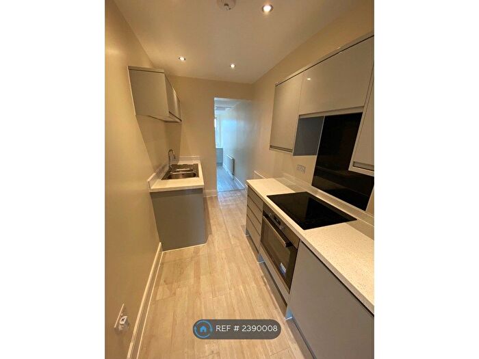 1 Bedroom Flat To Rent In Lodge Causeway, Bristol, BS16