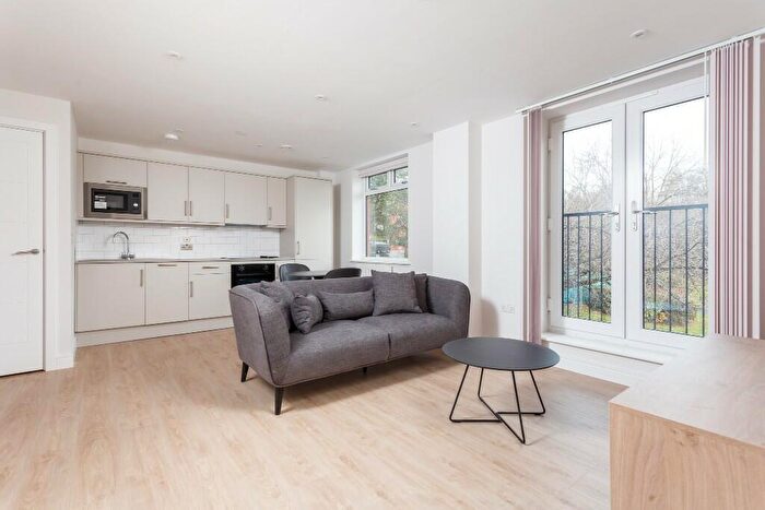 1 Bedroom Apartment To Rent In Victoria Road, Leeds, West Yorkshire, LS6