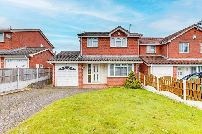 3 Bedroom Detached House For Sale In Fearnleigh Drive, Nottingham, NG6