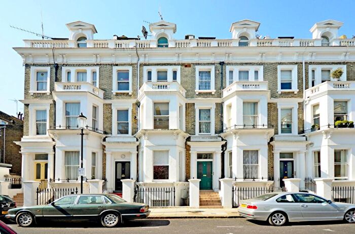 1 Bedroom Flat To Rent In Westgate Terrace, Chelsea, London, SW10