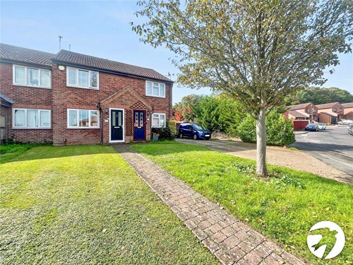 2 Bedroom Terraced House To Rent In Highgrove Road, Chatham, Kent, ME5