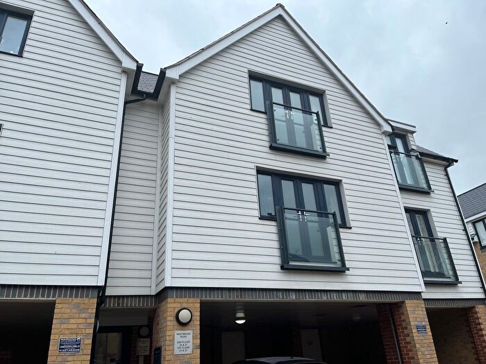 2 Bedroom Flat To Rent In Westmeads Road, Whitstable, CT5