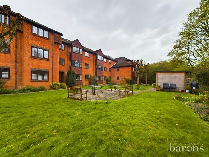1 Bedroom Retirement Property For Sale In Oakfields, Lychpit, Basingstoke, RG24