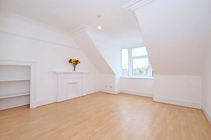 1 Bedroom Flat To Rent In Holburn Road, Aberdeen, AB10