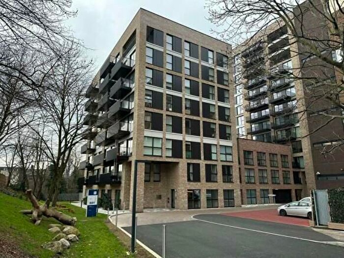 1 Bedroom Flat To Rent In Bathgate Place, London, W13