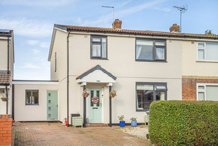 3 Bedroom Semi Detached House For Sale In Leven Road, York, YO24